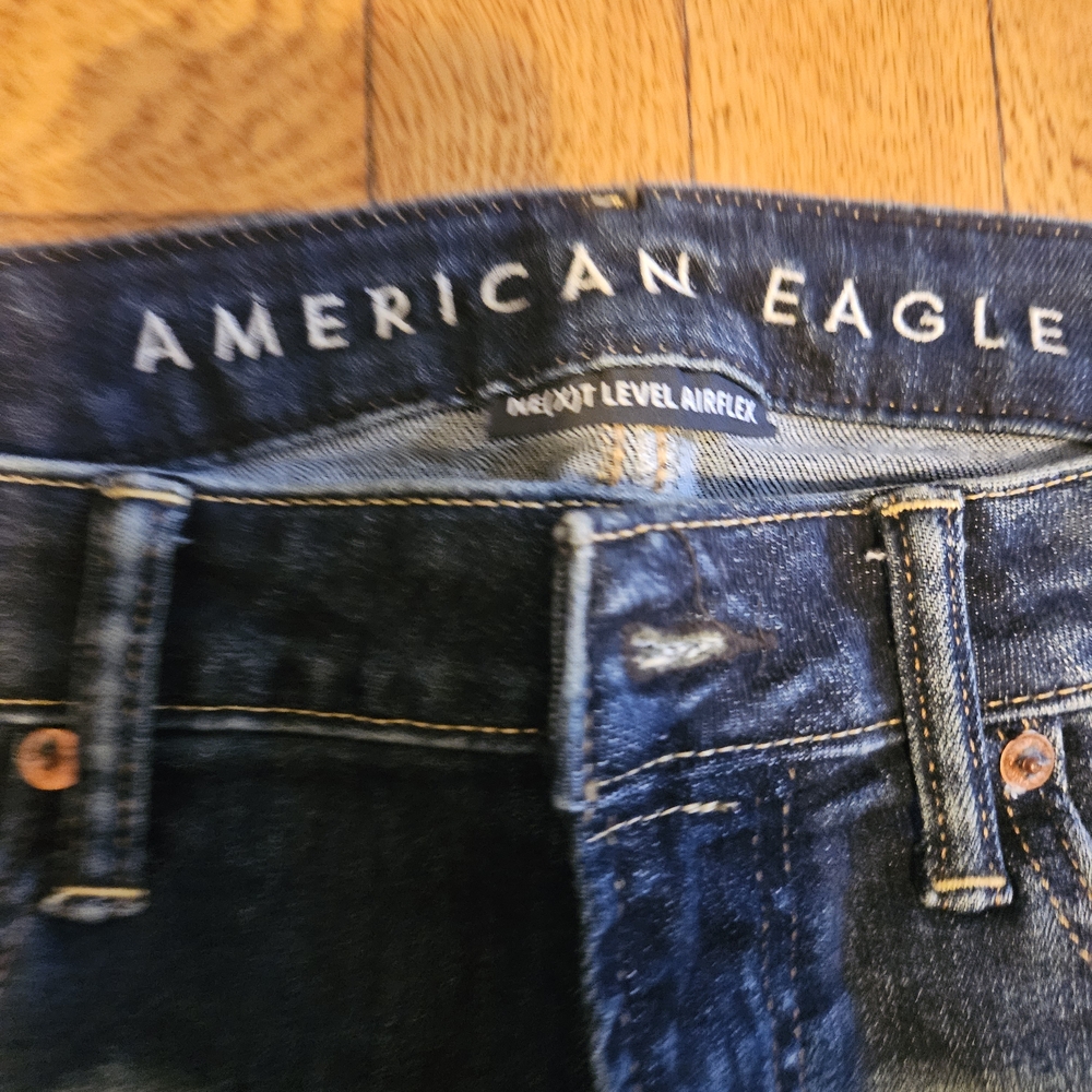 American Eagle Outfitters Men's Dark Blue Jeans - Picture 2 of 11